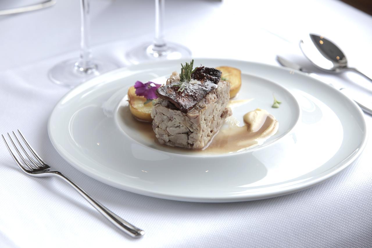Malkorra Hotel & Restaurant 伊伦 外观 照片